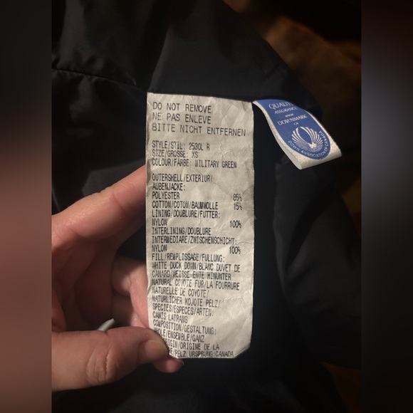 Canada Goose Montebello Parka - Picture 9 of 14